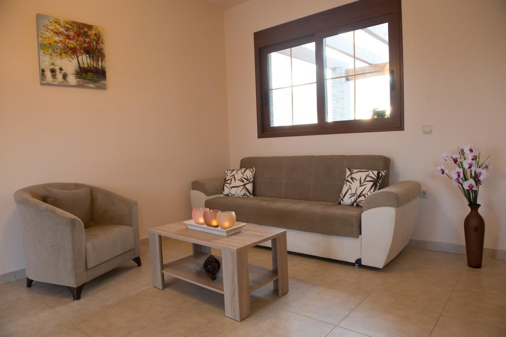Petra Villas Gennadi Exterior photo